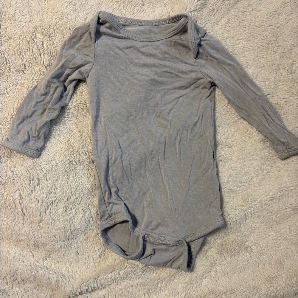 Kyte Baby Bamboo Gray Long Sleeve Baby Onesie